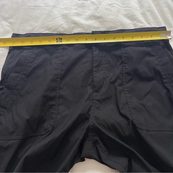 Women’s Hurley Tech Pants Black Zip Pockets Snow Ski Elastic Waist Snap Black 16 - Picture 12 of 13